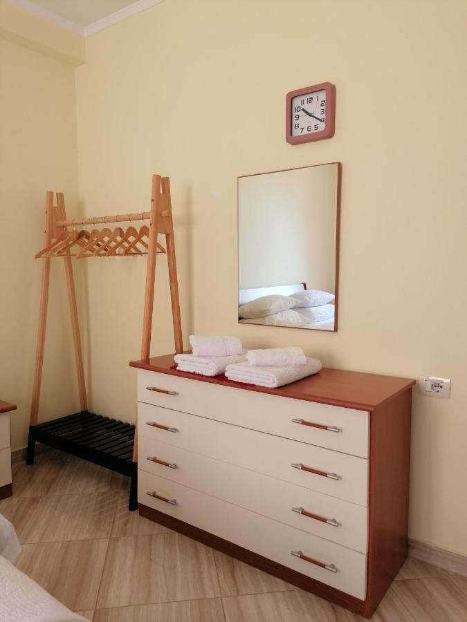 Holiday Center Apartment Shkodër Eksteriør billede