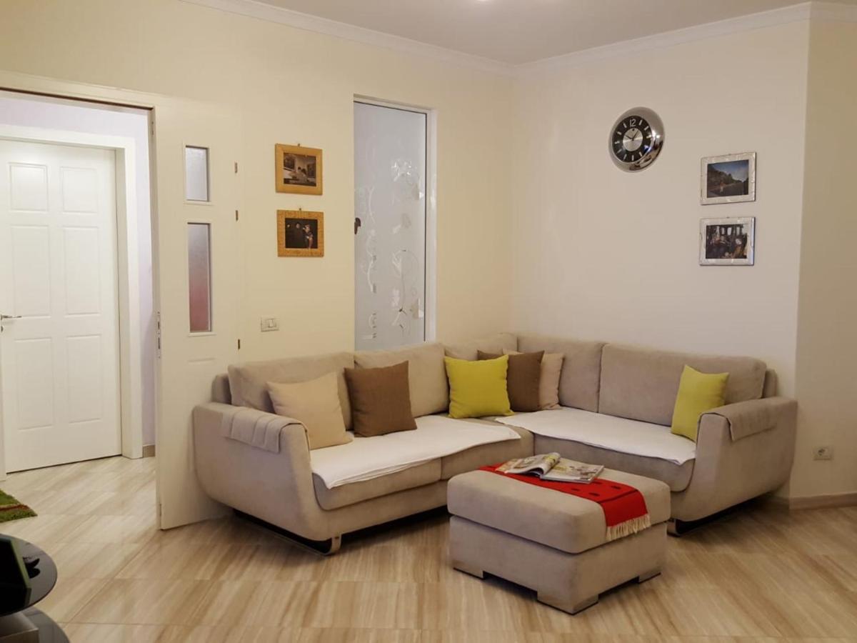 Holiday Center Apartment Shkodër Eksteriør billede