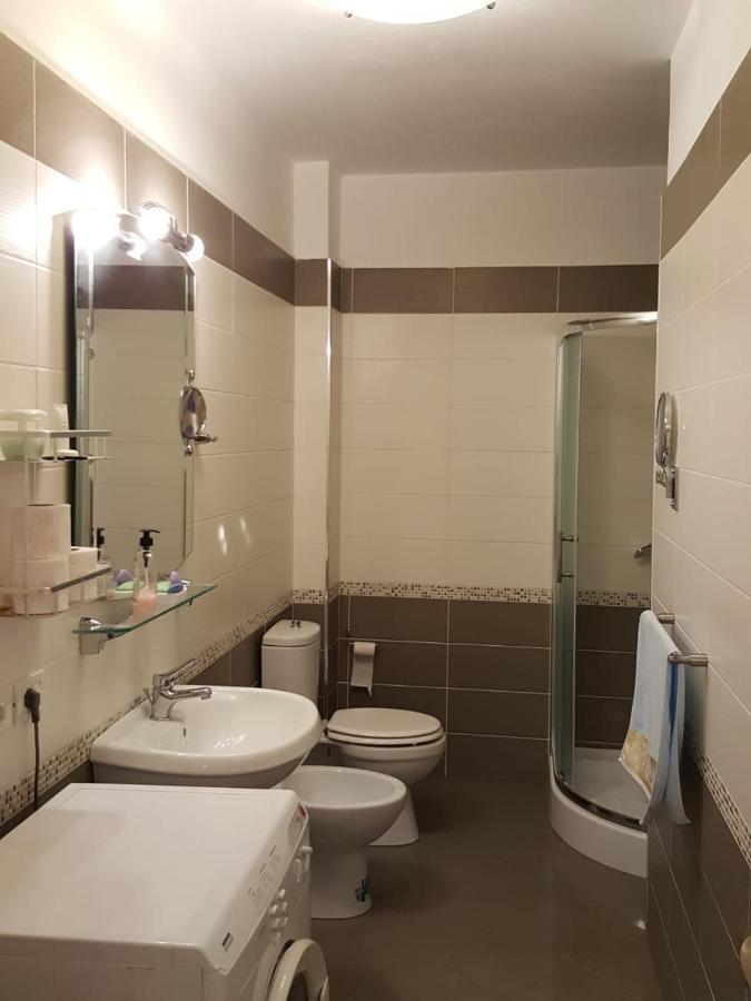 Holiday Center Apartment Shkodër Eksteriør billede
